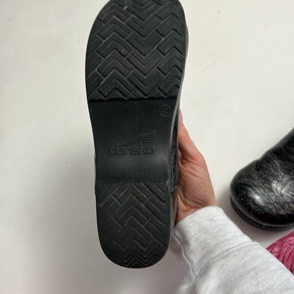 DANSKO Iridescent Floral Clogs - Picture 11 of 11